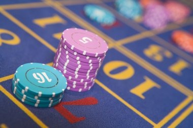 keraton bet app home screen displaying live sportsbook odds, slot tournament schedule, and account balance